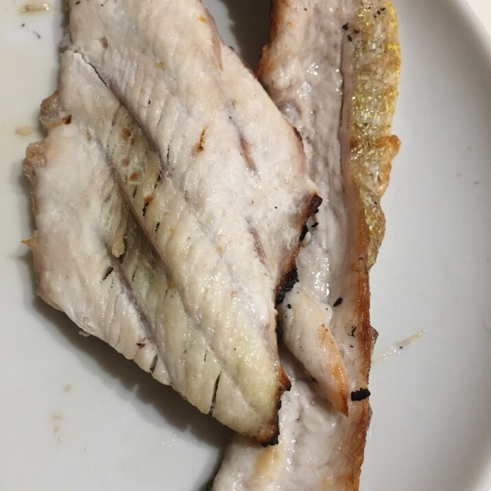 しいらのアラで簡単塩焼き レシピ 作り方 By へんてこへんてこママ 楽天レシピ しいらのアラで簡単塩焼き レシピ 作り方 By へんてこへんてこママ 楽天レシピ